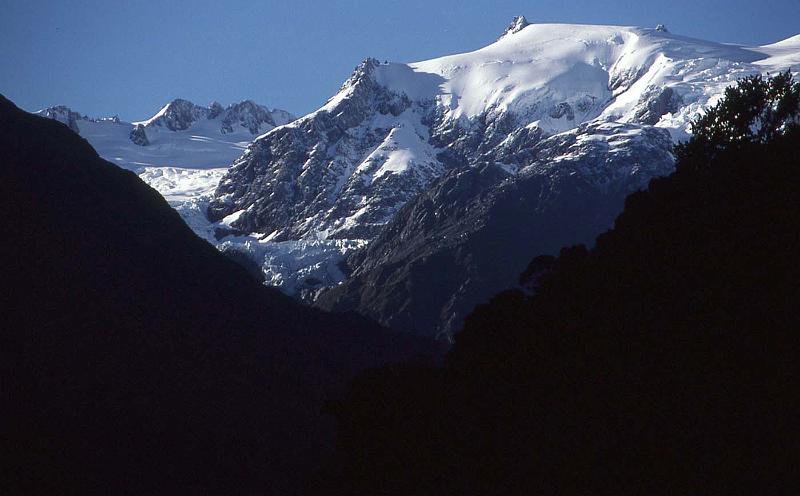 WT 0200 043-13 New Zealand.jpg